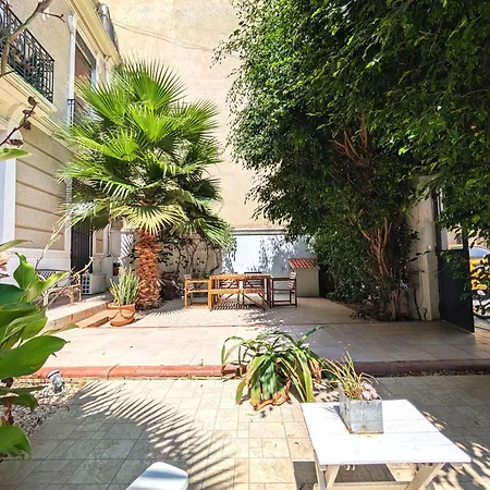 Konukevi Portrait Boutique