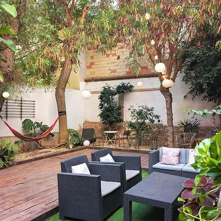 Portrait Boutique Konukevi Valensiya